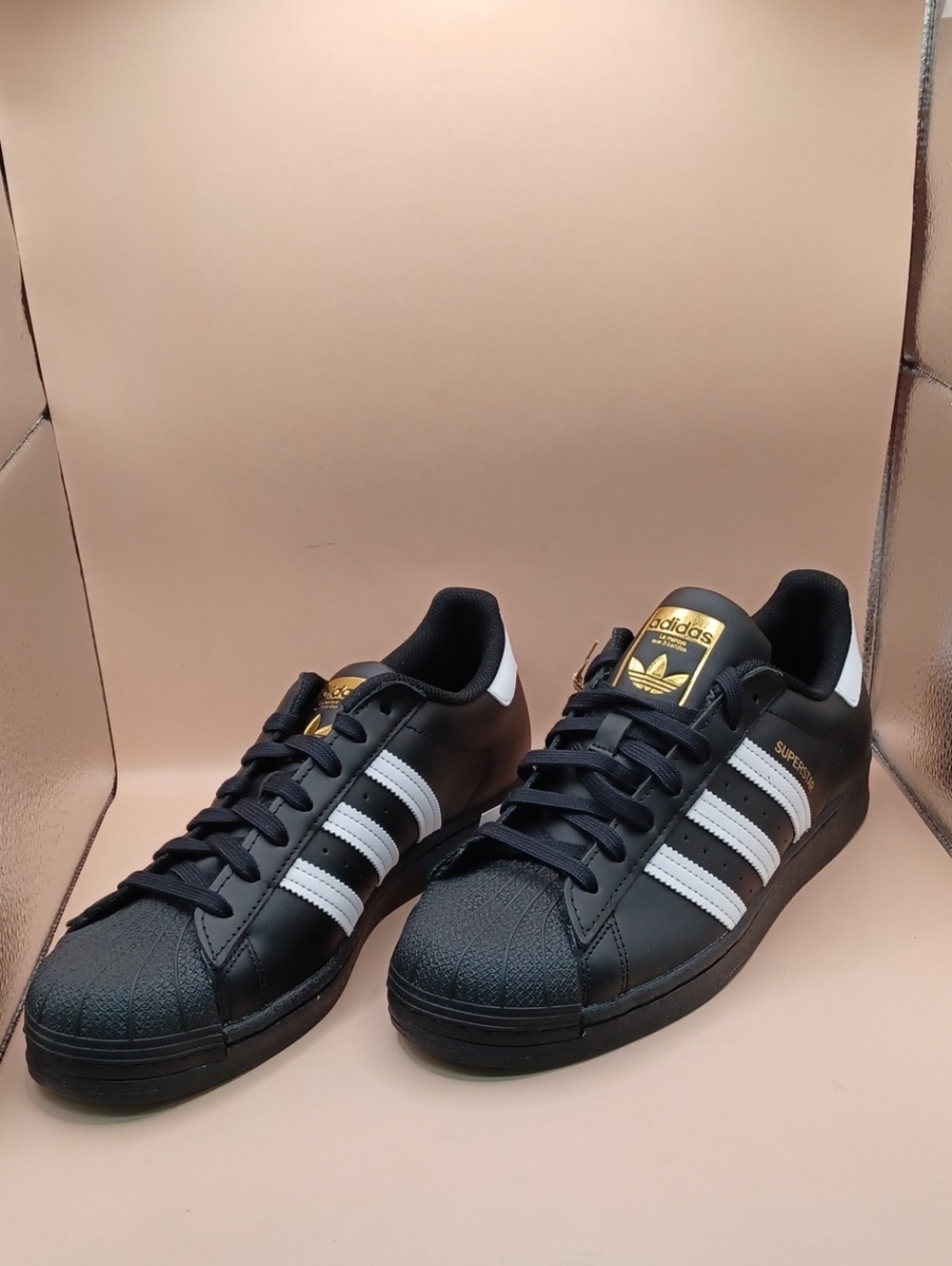 Adidas Superstar Sneaker-Black/White Men Size 9 US EG4959